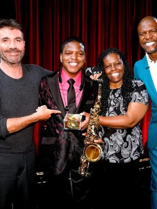 AGT 17 2022 Simon gave Golden Buzzer to Avery Dixon VIDEO