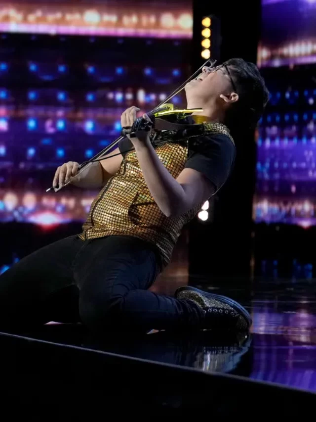 Heidi gave a flying kiss for Alex's Miraculous talent in AGT 2022